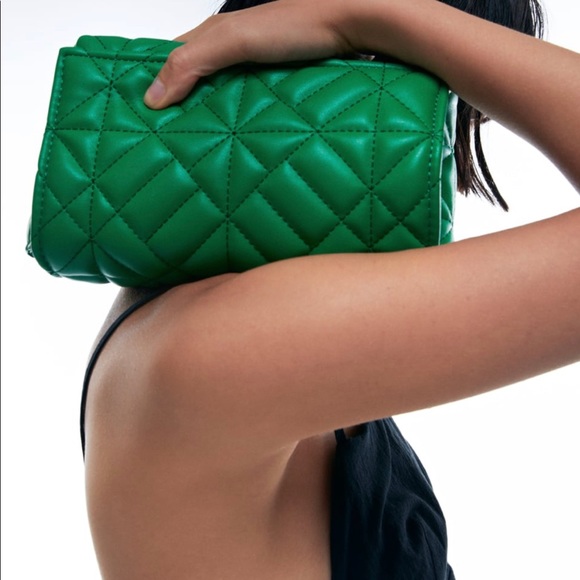 Zara 💚💚💚Green Quilted Chain Strap Shoulder Bag NWT - Picture 7 of 10